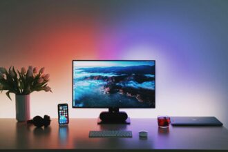 A picture of a monitor
