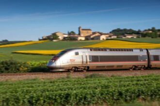 Rail Travel Is Booming: Why Everyone's Ditching Flights for Trains