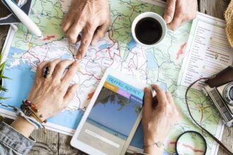 AI Travel Planning: How People Are Using ChatGPT/AI Tools to Build Custom Itineraries